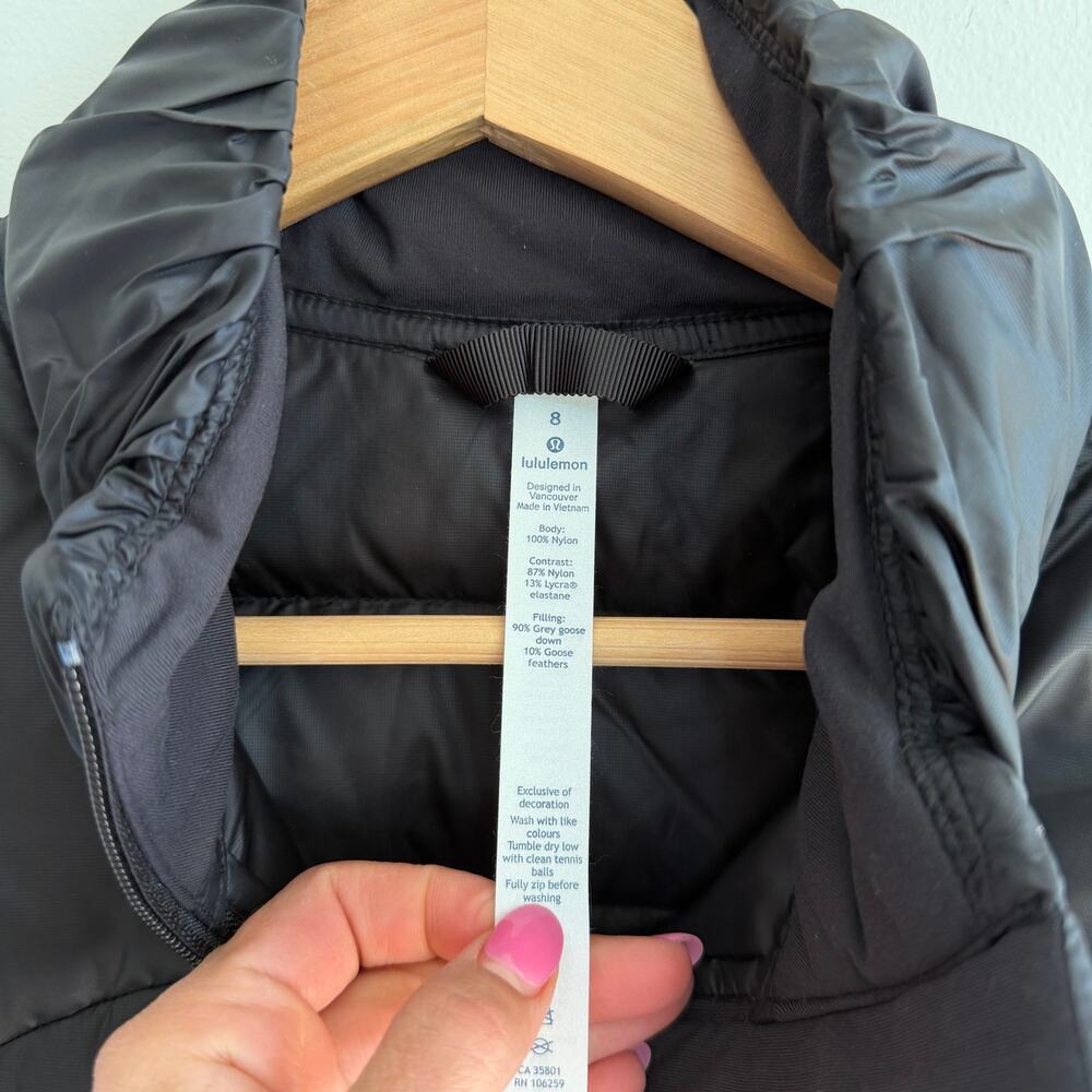 Lululemon Down For A Run Vest II Zip Up Black 8 NWT - Picture 9 of 13